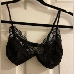 Aritzia TALULA Black Monterey Lace Bralette